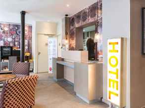 Lobby 4 ibis Styles Paris Montmartre Nord