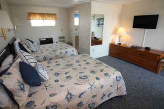 Bedroom 4 Ocean Street Inn on Hyannis Harbor