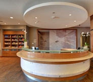 Lobby 5 SpringHill Suites by Marriott Denver Anschutz Medical Campus