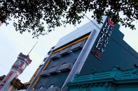 Bên ngoài Hotel Carlos V