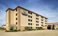 Exterior 2 EverSpring Inn & Suites – Bismarck