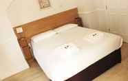 Kamar Tidur 7 Gidea Park Hotel