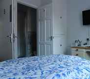 Kamar Tidur 6 Avonlea Guest House