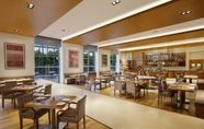 Restaurant 7 Four Points by Sheraton Hotel & Serviced Apartments, Pune