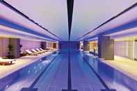 Swimming Pool Leonardo Royal London Tower Bridge