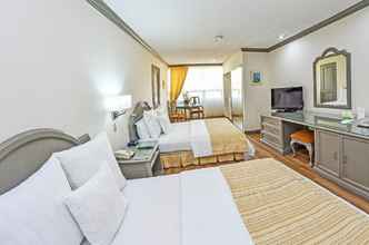 Kamar Tidur 4 Hotel Santander Plaza