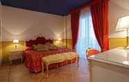 Bedroom 7 Grand Hotel Forlì