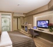 Bedroom 3 Limak Eurasia Luxury Hotel