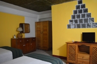 Bedroom Eco Suites Uxlabil Guatemala City