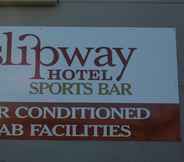 Exterior 2 Slipway Hotel Motel
