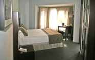 Bedroom 3 Hotel Madanis Liceo
