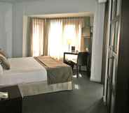 Bedroom 3 Hotel Madanis Liceo