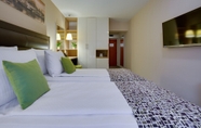 Bedroom 6 Hotel Pinija