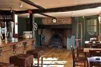 Bar, Kafe dan Lounge The Greyhound Inn Aldbury