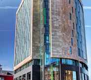 Exterior 2 Clayton Hotel Cardiff