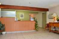 Lobby Canadas Best Value Inn Kelowna