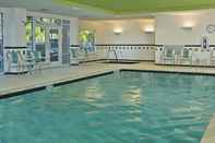 สระว่ายน้ำ Fairfield Inn & Suites by Marriott Millville Vineland