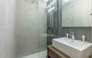 Phòng tắm bên trong 5 Hôtel Club mmv Altitude Arc 2000