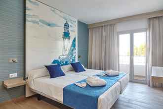 Phòng ngủ 4 Sol Bahia Ibiza Suites