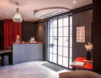 Lobi 2 Hotel Sixteen Paris Montrouge