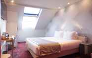 Bedroom 7 Hotel Sixteen Paris Montrouge