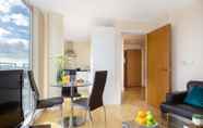 Kamar Tidur 5 Spacious Serviced Apartments Canary Wharf