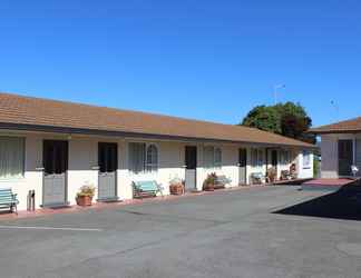 Exterior 2 Earnslaw Motel