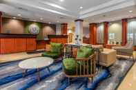 Lobi Fairfield Inn & Suites Holiday Tarpon Springs