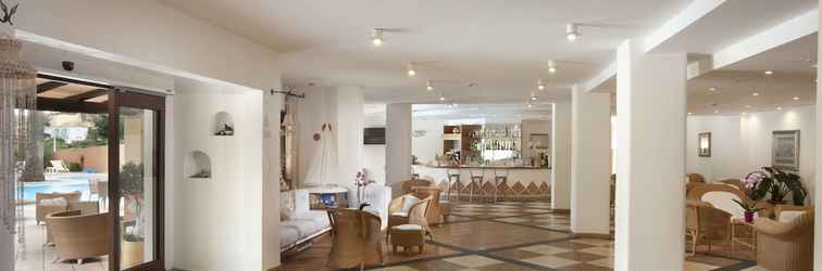 Lobby Hotel Corallaro