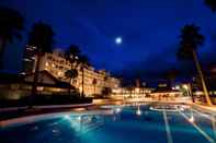 Swimming Pool Wakayama Marina City Hotel