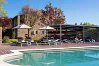 Swimming Pool Hotel Carcarille - Restaurant le C