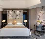 Bedroom 5 Shenzhen Huaqiang Plaza Hotel