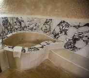 In-room Bathroom 4 MDC Cave Hotel Cappadocia