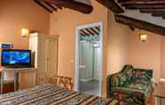 Kamar Tidur 6 Suite Accommodation