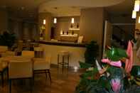 Bar, Cafe and Lounge Hotel Lalla Beauty & Relax