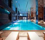Swimming Pool 2 Crowne Plaza Hotel Istanbul - Asia, an IHG Hotel
