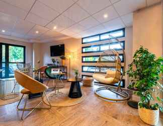 Lobby 2 ibis Styles Rennes Cesson