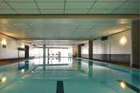 Swimming Pool JW Marriott Hotel Frankfurt