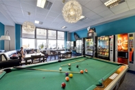 Entertainment Facility Plus Prague Hostel