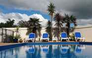 Swimming Pool 2 Bay Palm Motel