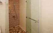 In-room Bathroom 2 Fullon Hotel Hualien