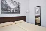 Bedroom Hostal T4