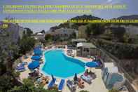 Swimming Pool Villa San Felice