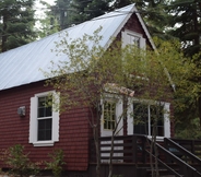 Exterior 7 Tahoma Meadows Cottages