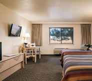 Bedroom 3 Grand Canyon Inn