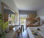 Kamar Tidur 5 Golden Coast Hotel & Bungalows - All Inclusive