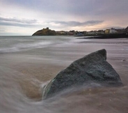 Nearby View and Attractions 7 The Moelwyn Hotel & Restaurant