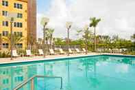 Swimming Pool Element Miami International Airport