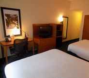 Bedroom 4 Fairfield Inn & Suites by Marriott Paducah