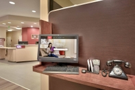 Functional Hall TownePlace Suites by Marriott Elko